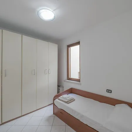 Apt24 - Trilocale A Pochi Passi Dal Lago Con Posto Auto Desenzano del Garda