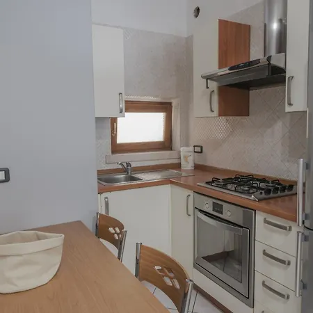 Holiday home Apt24 - Trilocale A Pochi Passi Dal Lago Con Posto Auto Desenzano del Garda