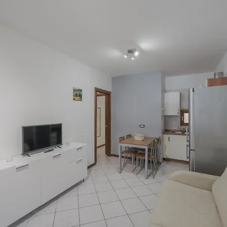 Apt24 - Trilocale A Pochi Passi Dal Lago Con Posto Auto * Desenzano del Garda