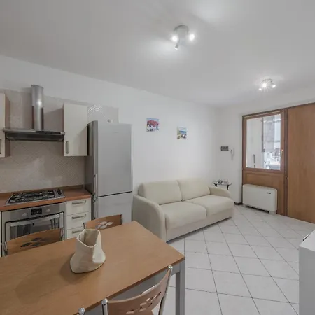Apt24 - Trilocale A Pochi Passi Dal Lago Con Posto Auto Holiday home *