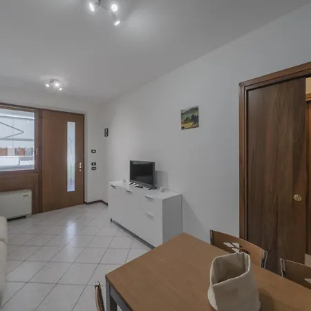 Holiday home Apt24 - Trilocale A Pochi Passi Dal Lago Con Posto Auto Desenzano del Garda